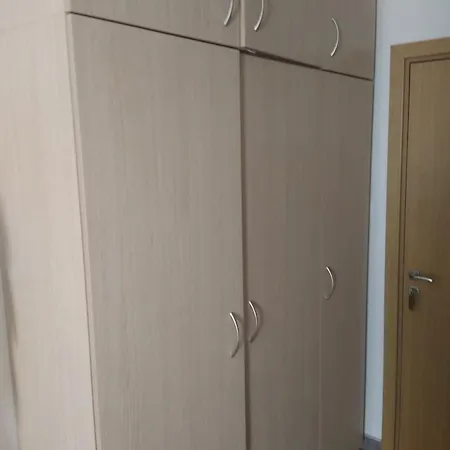 георгиев луксури апарт * פמפורובו